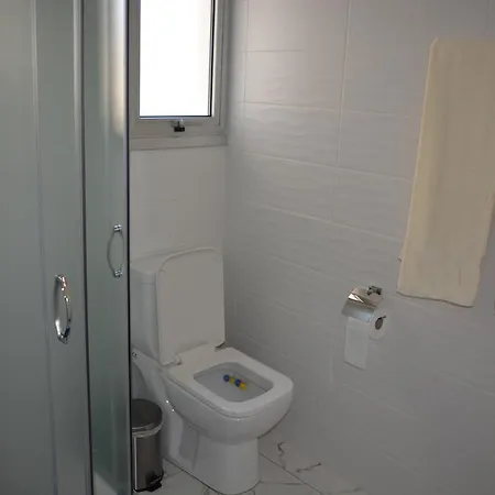 P L Panagiotis Apartman *