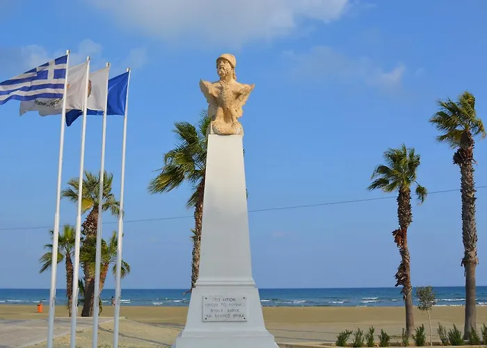 P L Panagiotis アパート